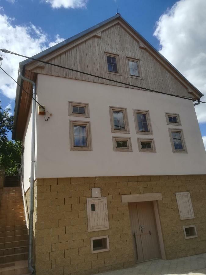 Ubytovani U Krizu Bulhary Exterior foto
